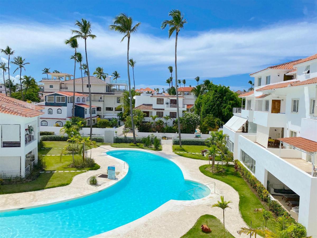 Los Corales Villas And Suites - Beach Club, Spa, Restaurants Пунта Кана Екстериор снимка