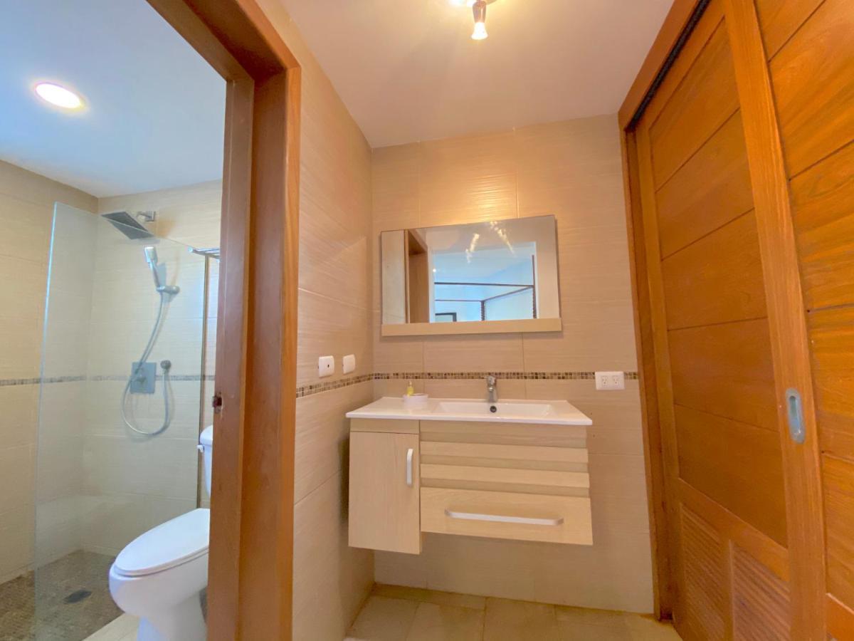 Los Corales Villas And Suites - Beach Club, Spa, Restaurants Пунта Кана Екстериор снимка