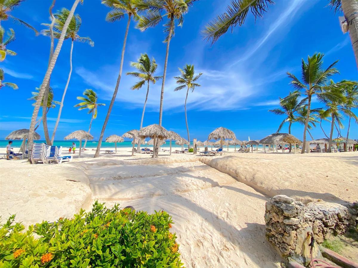 Los Corales Villas And Suites - Beach Club, Spa, Restaurants Пунта Кана Екстериор снимка