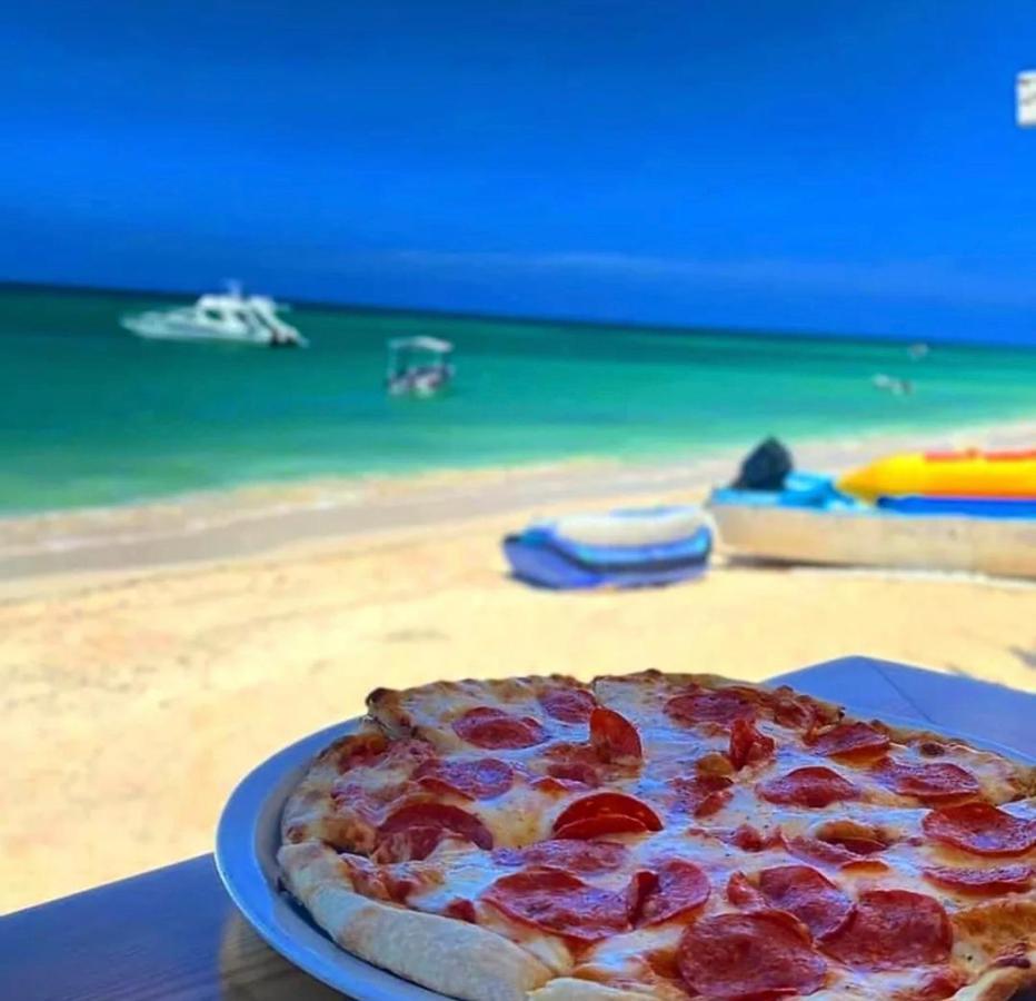 Los Corales Villas And Suites - Beach Club, Spa, Restaurants Пунта Кана Екстериор снимка