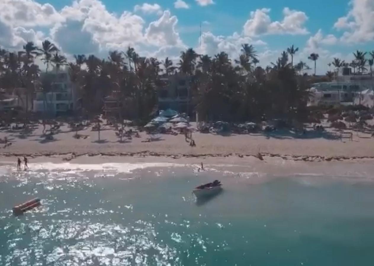 Los Corales Villas And Suites - Beach Club, Spa, Restaurants Пунта Кана Екстериор снимка
