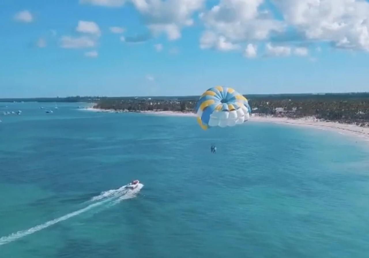 Los Corales Villas And Suites - Beach Club, Spa, Restaurants Пунта Кана Екстериор снимка