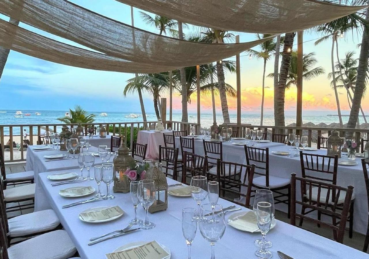 Los Corales Villas And Suites - Beach Club, Spa, Restaurants Пунта Кана Екстериор снимка